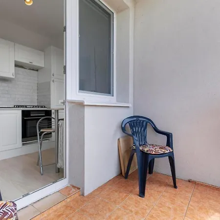 20 Minutes From Center W Netflix, Coffee Or Tea & Parking * ברטיסלאבה